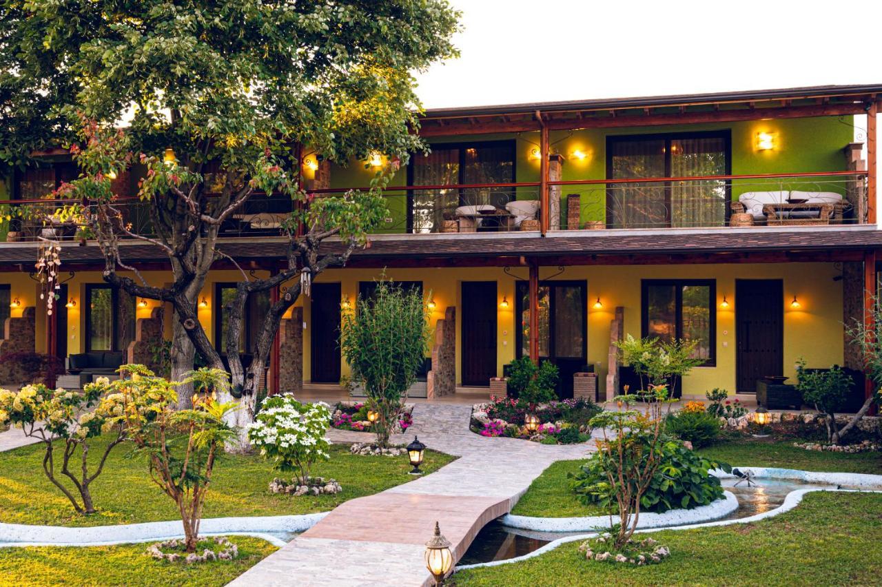 Simi Luxury Suites Plaka Litochorou Exterior photo